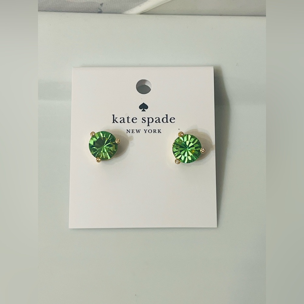 🛍️NWT Kate Spade Vibrant Green Earrings